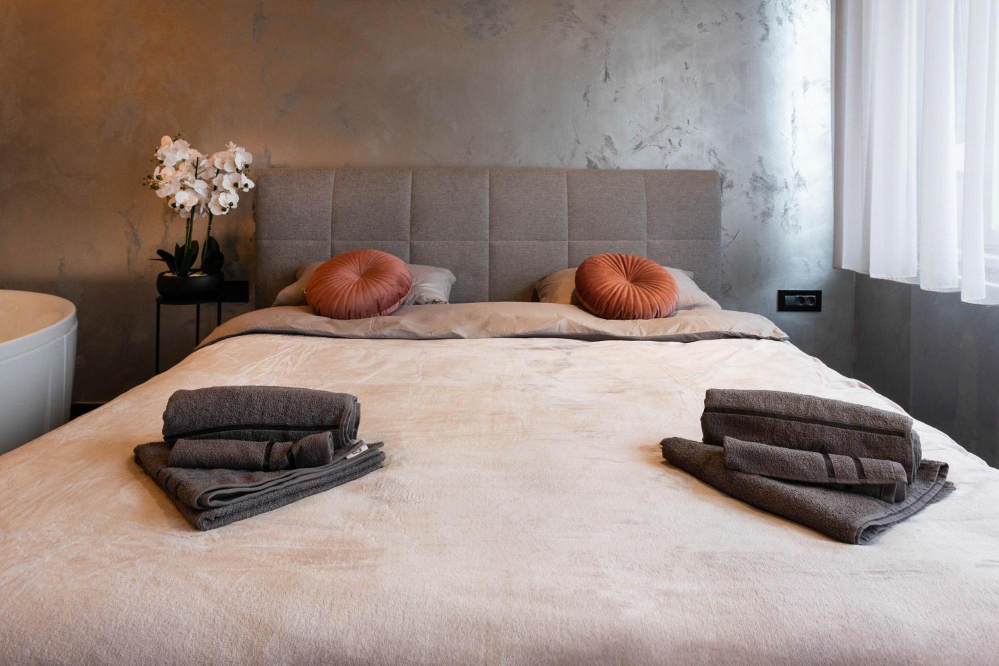 Luxor,luxury,jacuzzi,main Square Apartment Zagreb
